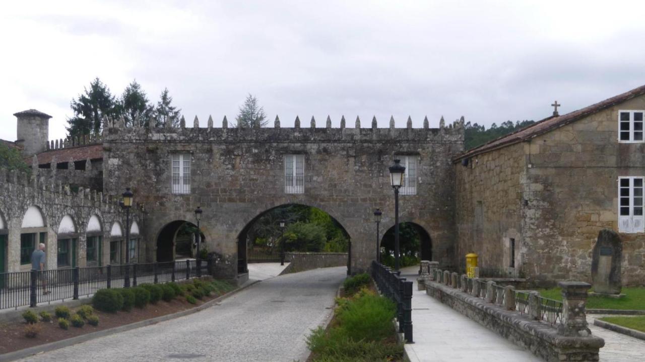 Casa De La Abuela En El Camino De Santiago A Finiesterre Negreira Exterior photo